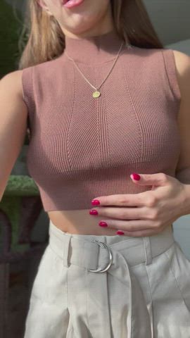 Little shake for you 🤪 : video clip