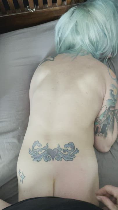 Still rubbing my clit as I get covered in cum : video clip