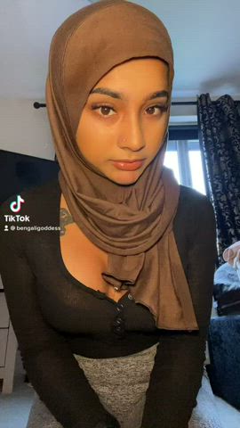 I have such a Hijabi fetish 🤤 : video clip