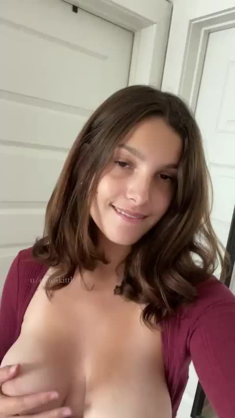 Fuck my tits 🤍 : video clip