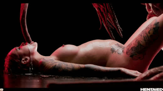 Young girl penetrated and impregnated by alien monster : video clip