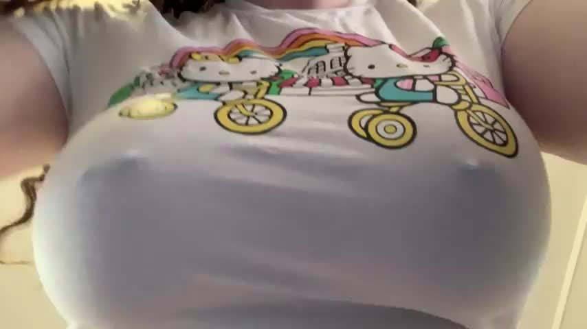 My big fat tiddies right above your face <3 : video clip