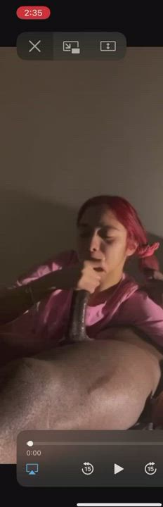 Who is this?! : video clip