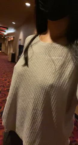Somehow my date can’t remember the movie [gif] : video clip