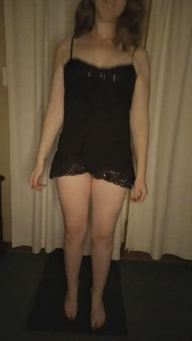 Choose your girlfriend for the night 😘 : video clip
