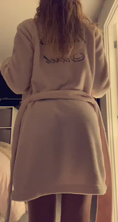 What is your next move after I drop my gown? : video clip
