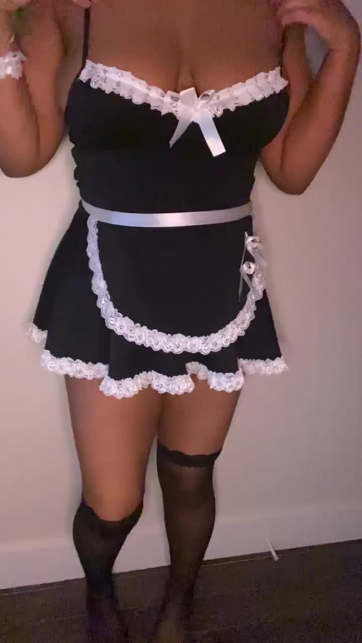 Can I clean for you wearing this : video clip