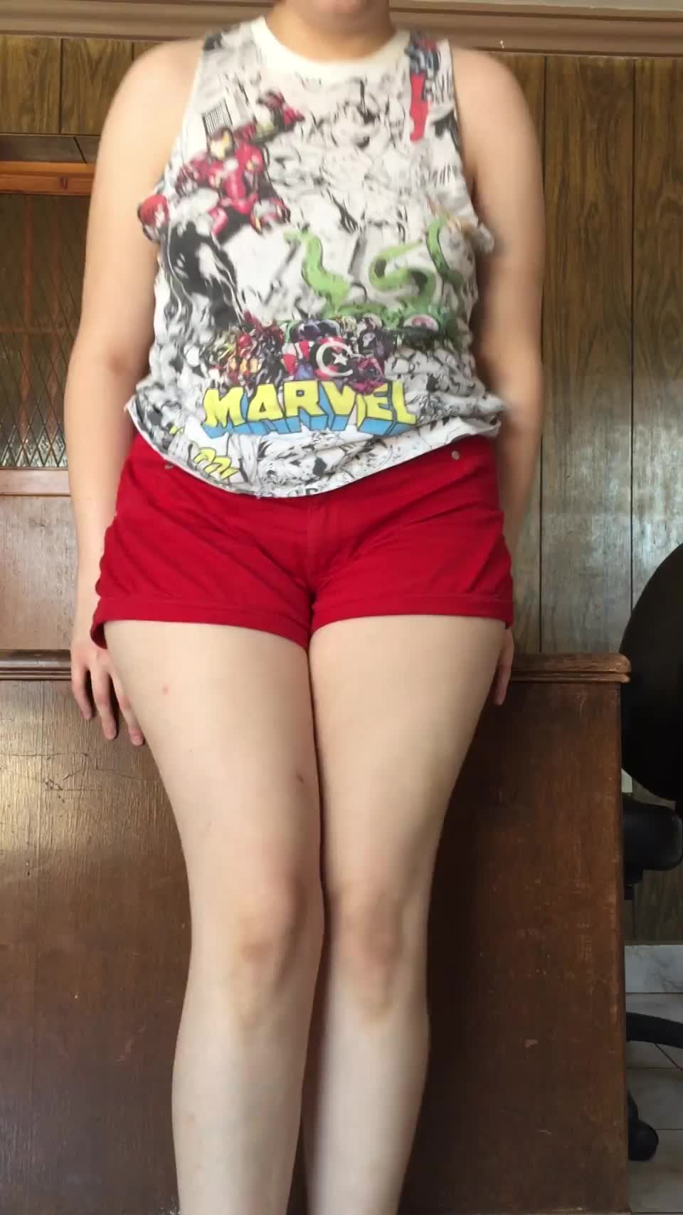 My geek ass wants to show you a good time : video clip