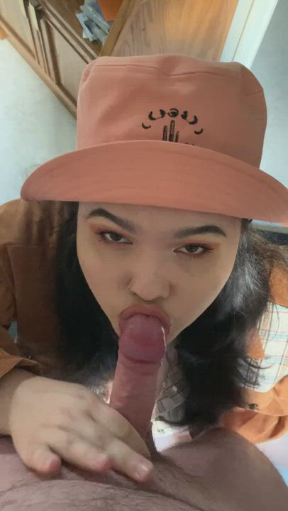 Not the hat 😵 : video clip