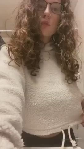 I'd love to grab those boobs : video clip
