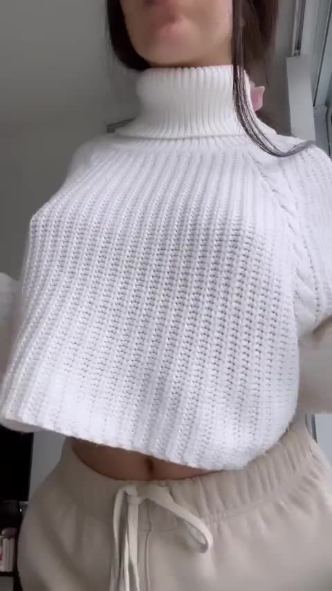 My tits would look prettier covered in your cum 😜 : video clip