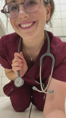 In case you ever wondered what your nurse has up her ass : video clip