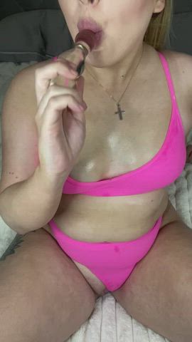 Which hole are you going to fill first ? : video clip