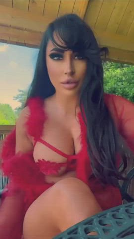 Hi first post here! : video clip