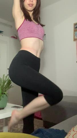 girls in yoga pants, yes or no? : video clip