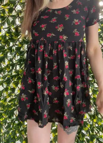 I’m looking forward to sundress and no panties season! : video clip