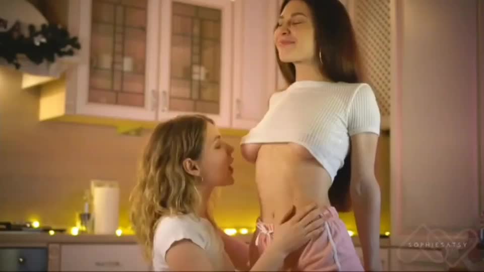 Cute girls : video clip