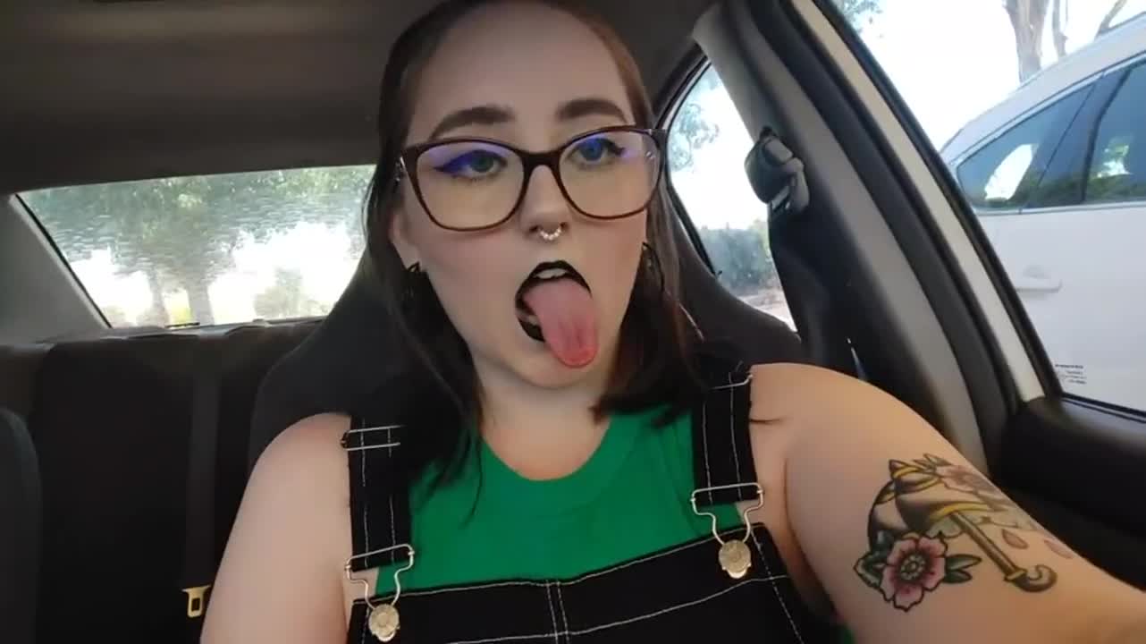 my clothes are so dark, it's a cute contrast. : video clip