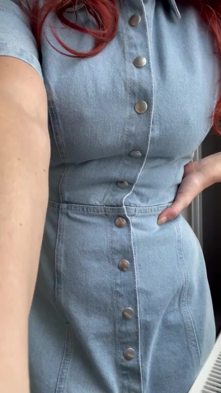 Can’t ever keep it in my pants : video clip
