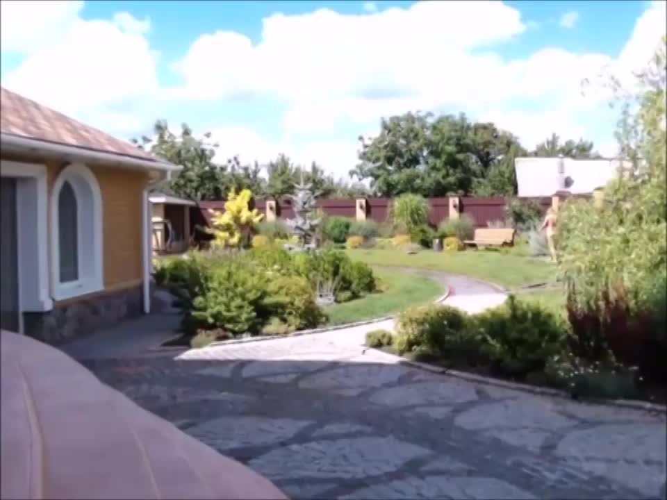 doing some gardening : video clip