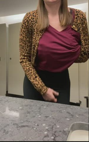If you come by my office bathroom during your 15 min break it may just be enough time for us to do something naughty : video clip