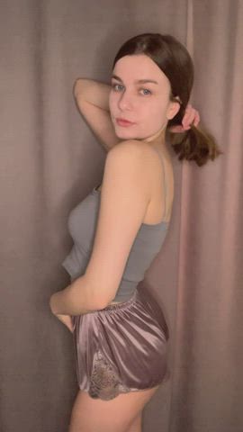 I just want to be fucked like the n4ughty little slut I am.. : video clip