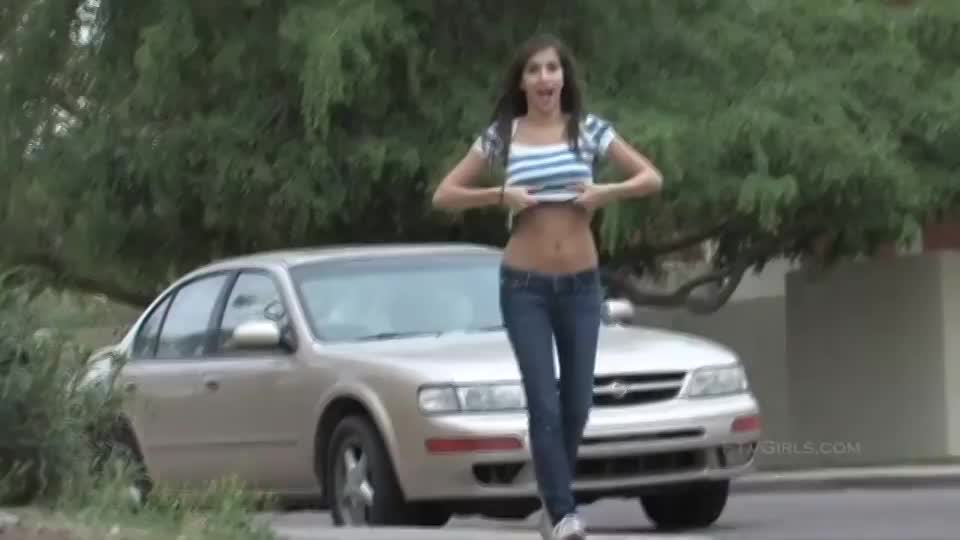 Flashing Down The Street : video clip