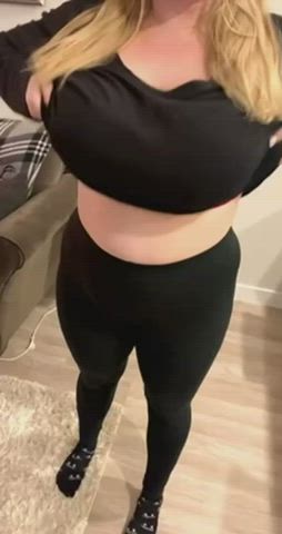 her tits are fantastic : video clip