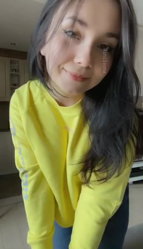 My friends thought I have small boobs : video clip
