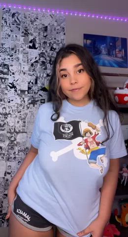 Young caramel Latina… Am I your type? : video clip
