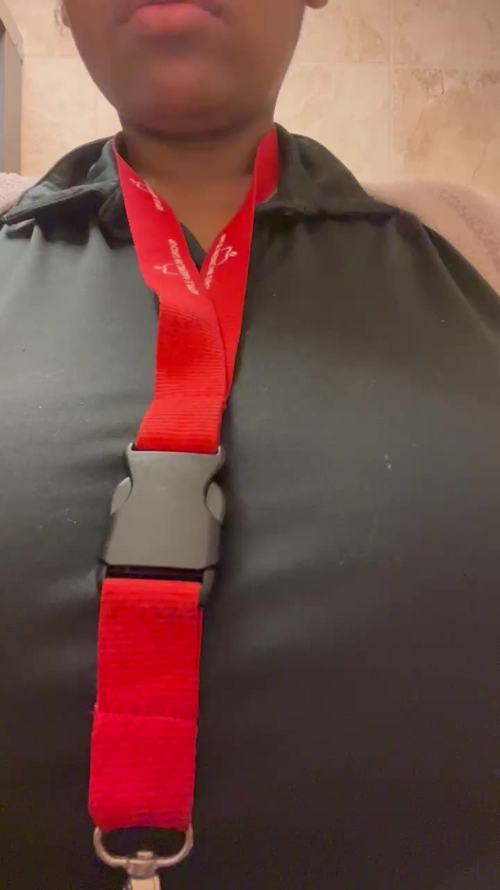 Boobs at work :) : video clip