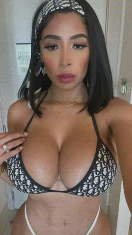 favorite at the moment (thalia.mcix) : video clip