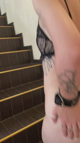 My daddy likes domination : video clip