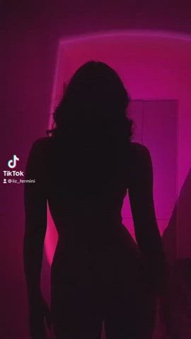 a little whore needs to be fcked hard : video clip