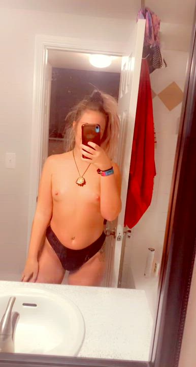 Are you a “fuck me in the shower” kinda guy? : video clip