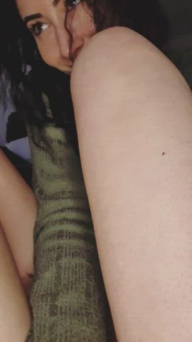 Would you eat my pussy after a first date : video clip