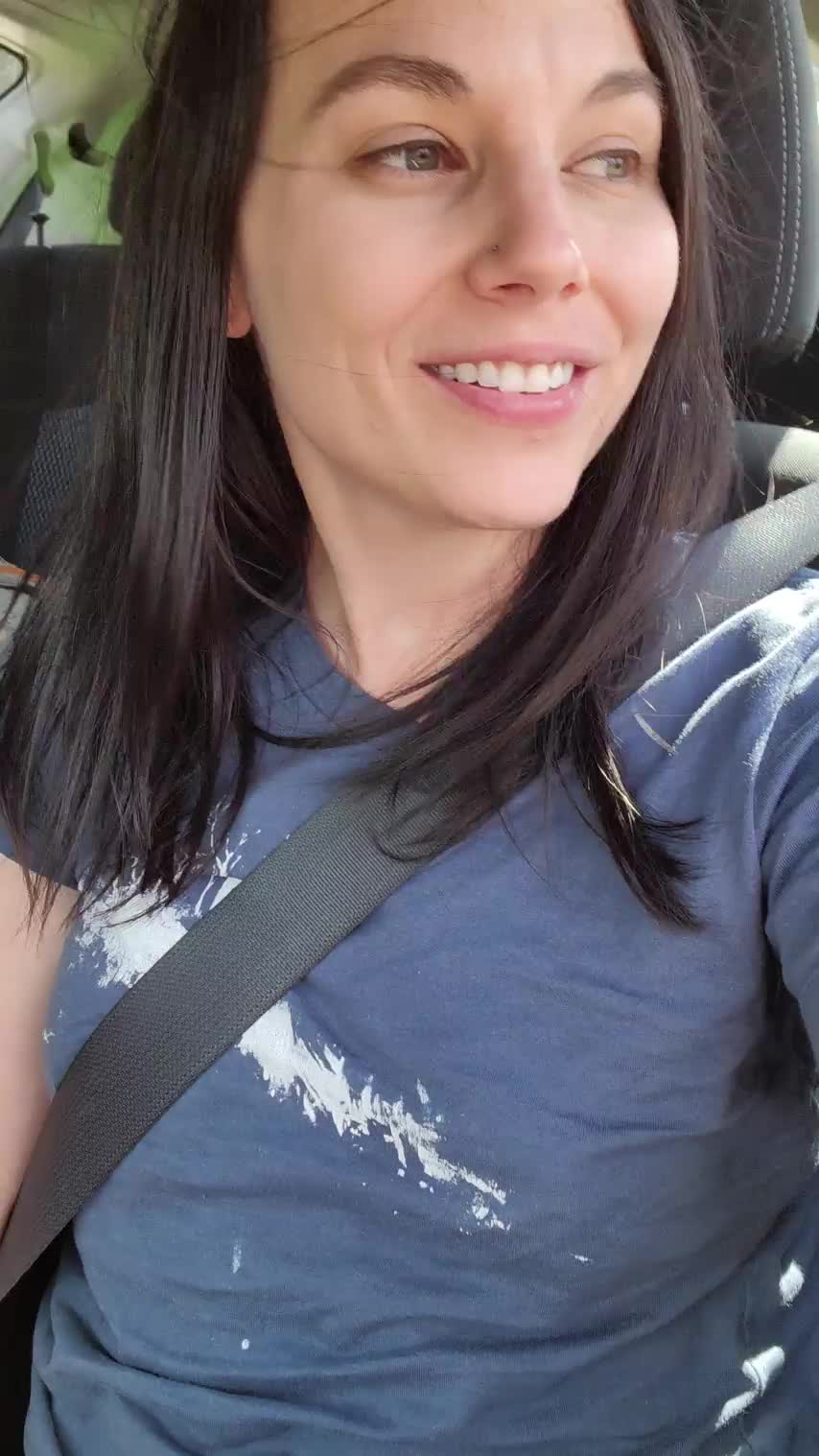 It doesn't matter where you take me, I'll always pull my tits out on the way. [GIF] : video clip