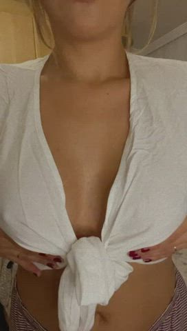 Do you like them like this or should they be bigger? : video clip