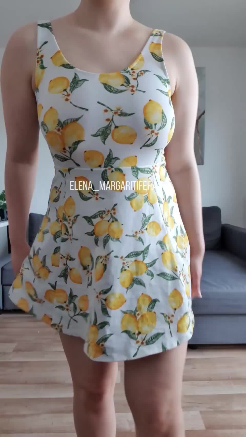 Wearing nothing under my dress means you can fuck me whenever you want : video clip