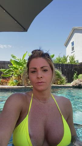 Hopefully everyone at the pool likes my new bikini. 39 w 3 kids : video clip