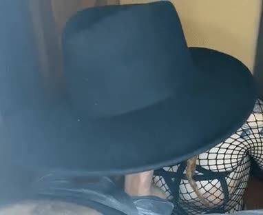 peekaboo deepthroat under her coachella hat (oliviajarden) : video clip