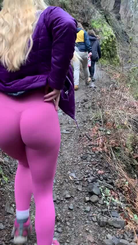 Flashing on the trail [GIF] : video clip