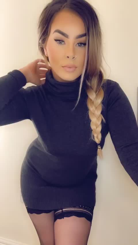 Would you fuck me daily?😇 : video clip