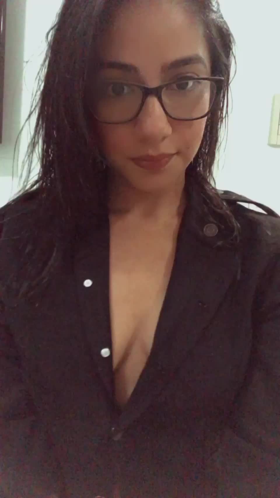 It's latina topless day, so I had to show you my titties : video clip