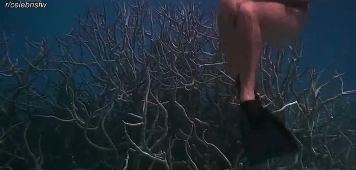 Helen Mirren [gifv] : video clip