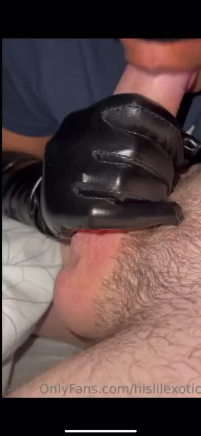 I really do love sucking dick : video clip