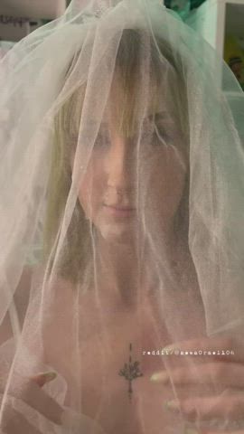 do i make a beautiful bride? 😏 : video clip