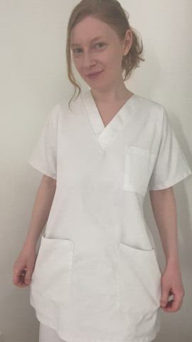 Your 5'2 nurse is bustier than you'd think! : video clip