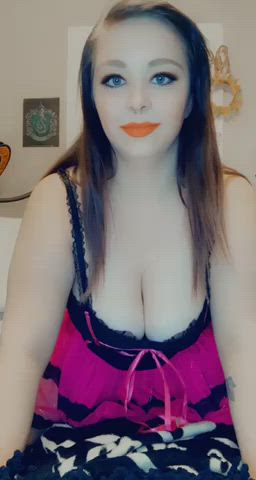 I would love to bounce my big titties in your face. : video clip