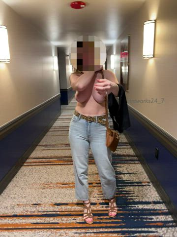 Just left a party and thought it was clear in the hallway but I was wrong [GIF] : video clip